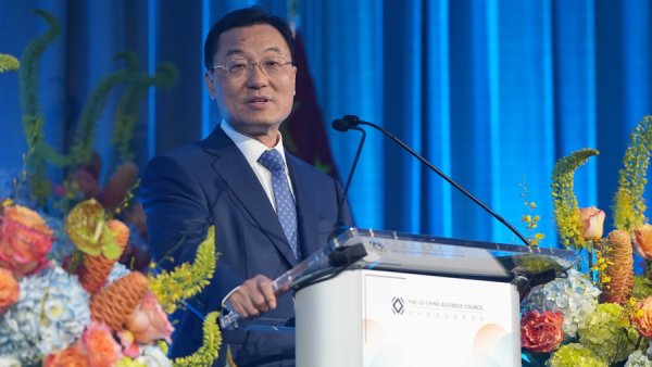 长富资本 驻美大使谢锋谈中美贸易：我想买的你不卖，怎么解决逆差？